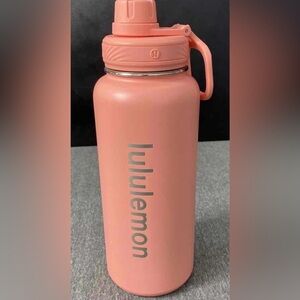 Lululemon Back to Life Sport Bottle, size:32oz version in a pink color. Preowned